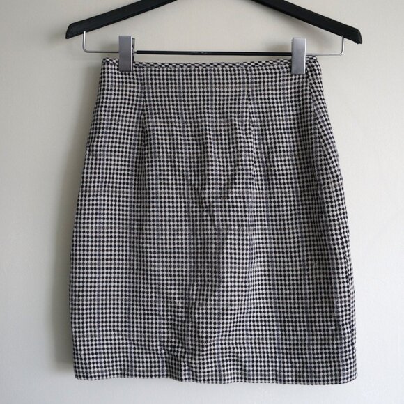 Vintage Gingham Mini Skirt (XS) - Picture 1 of 6